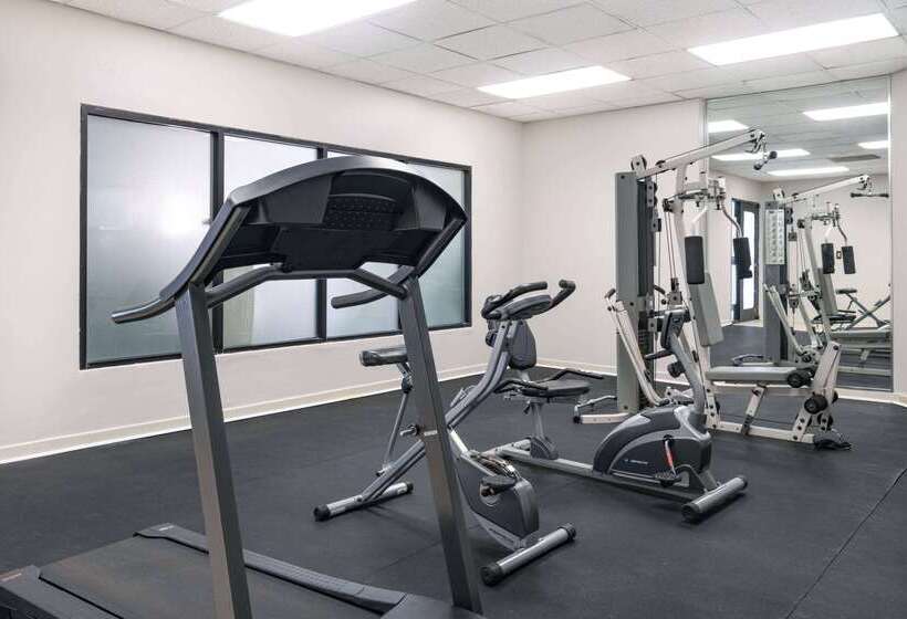 فندق Wingate By Wyndham Atlanta Duluth