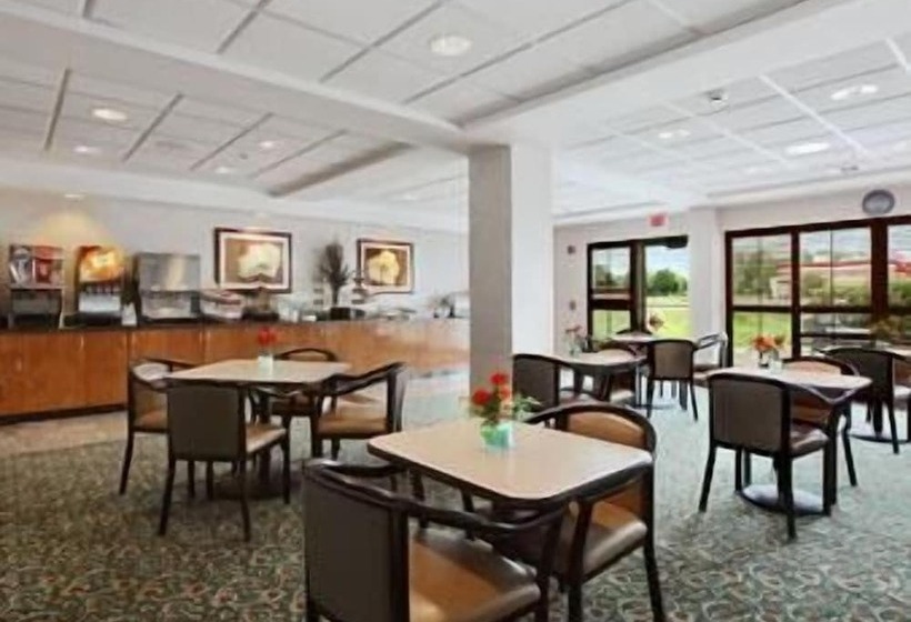 호텔 Wingate By Wyndham Joliet