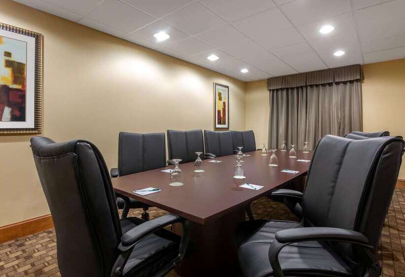 בית מלון כפרי Wingate By Wyndham Macon