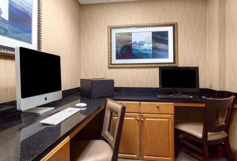 בית מלון כפרי Wingate By Wyndham Macon