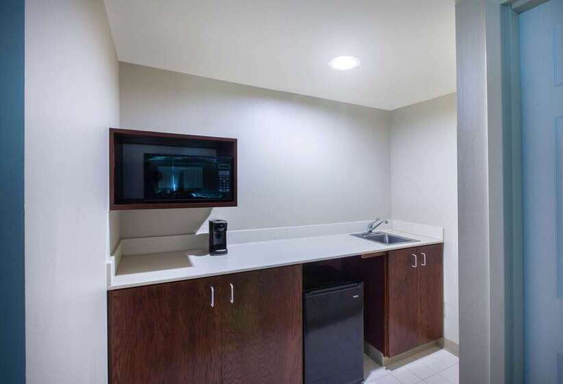 فندق Wingate By Wyndham Oklahoma City Airport