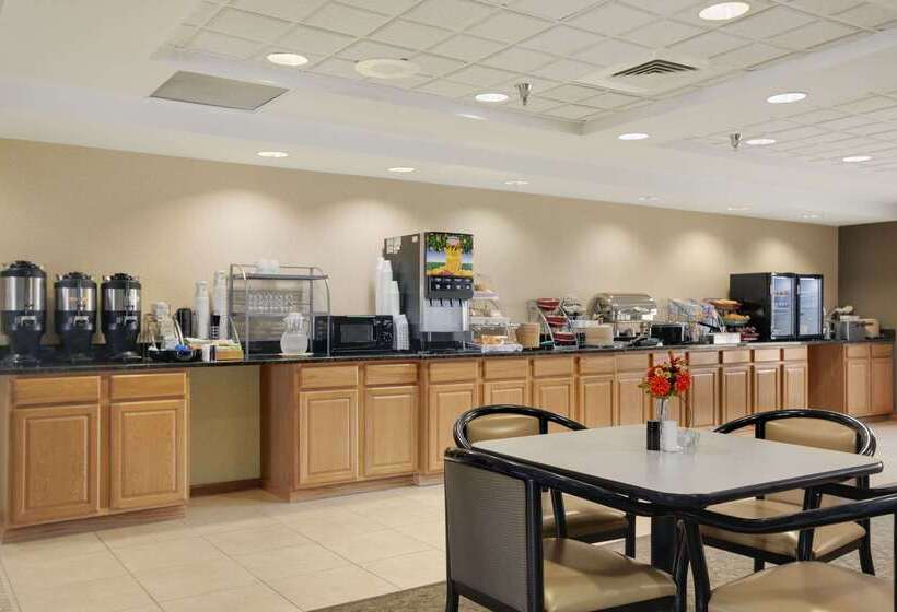 호텔 Wingate By Wyndham Pueblo