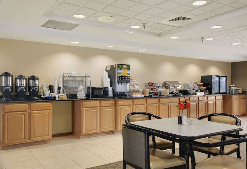 호텔 Wingate By Wyndham Pueblo