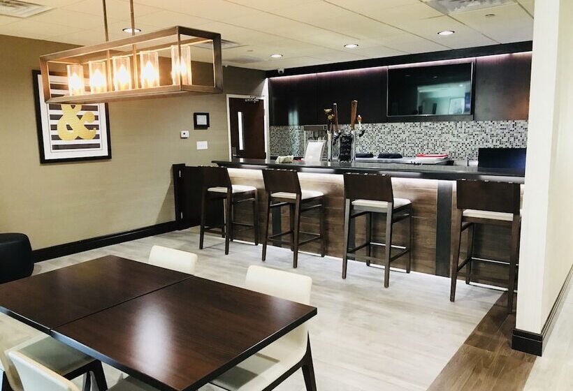 فندق Wingate By Wyndham Rock Hill / Charlotte / Metro Area