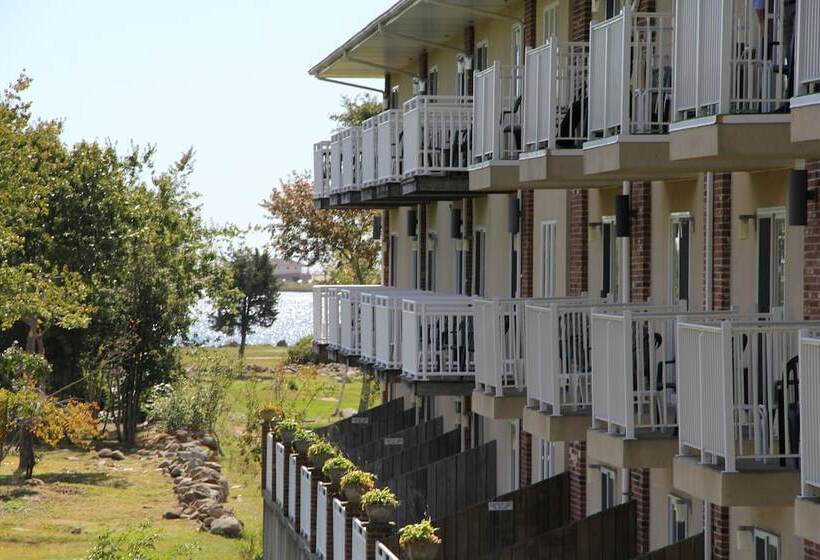 فندق Winnapaug Inn