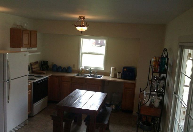 酒店 Woodruff House Bed & Breakfast