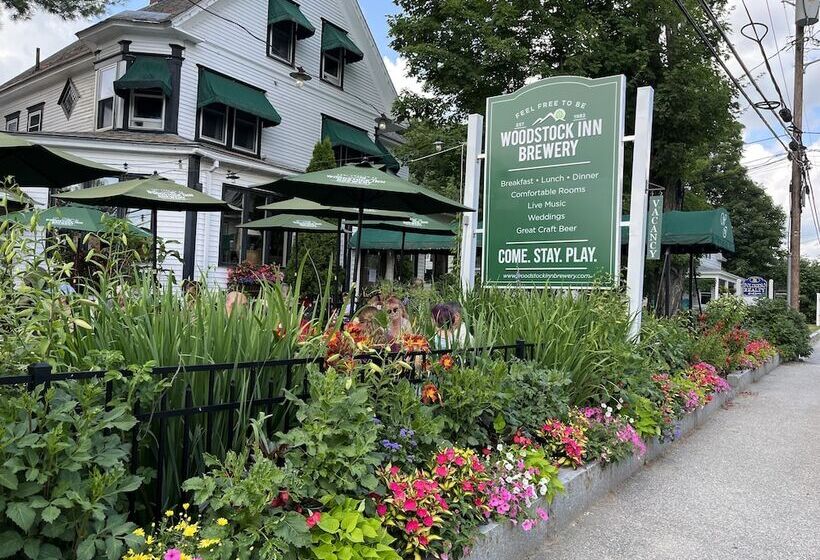 בית מלון כפרי Woodstock Inn, Station And Brewery