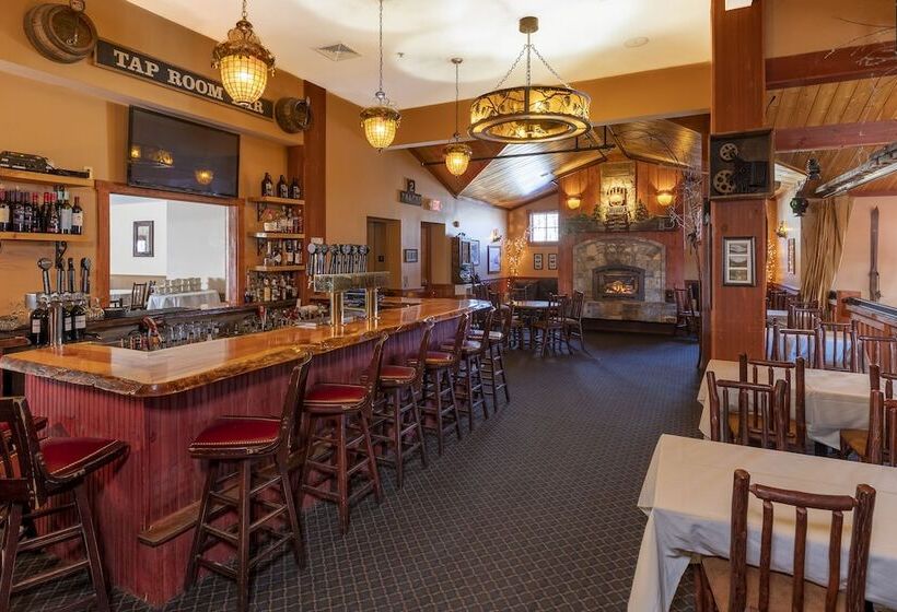 בית מלון כפרי Woodstock Inn, Station And Brewery