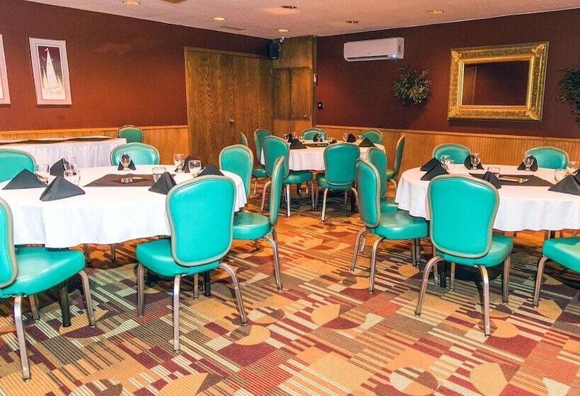 فندق Wrangler Inn