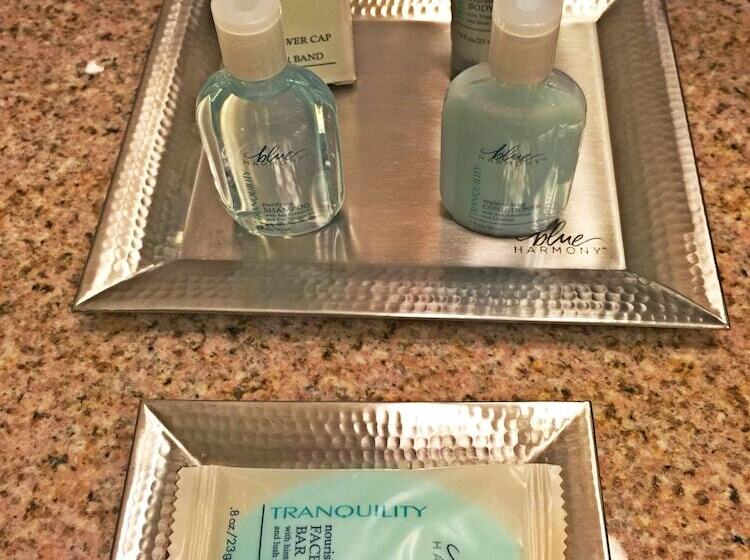 호텔 Wyndham Garden Inn Pittsburgh Airport