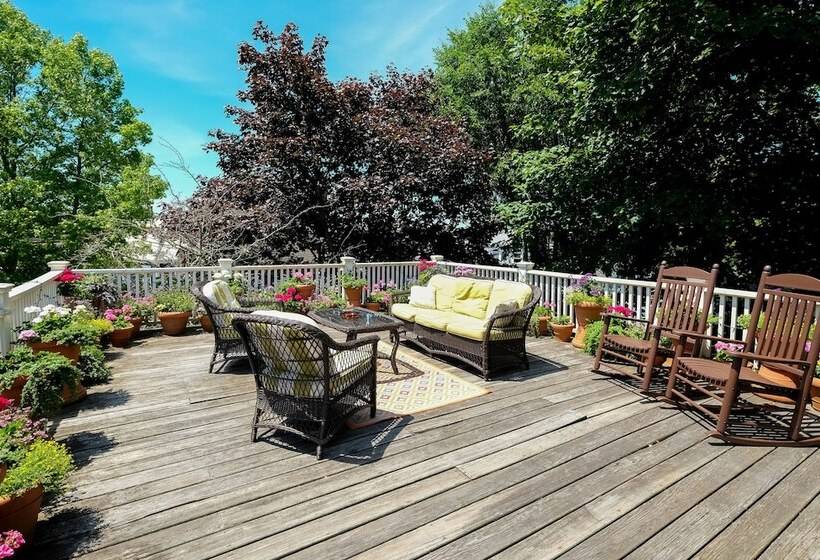 酒店 Yankee Peddler Inn