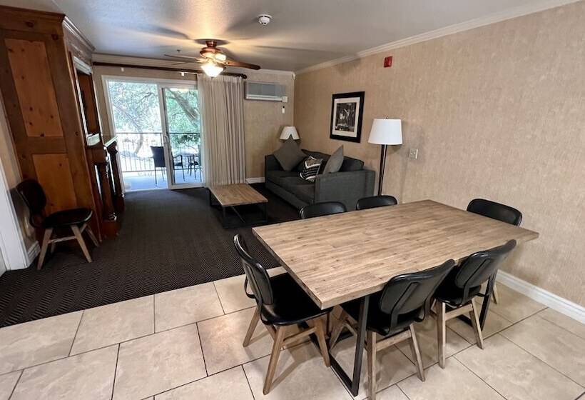 호텔 Yosemite View Lodge