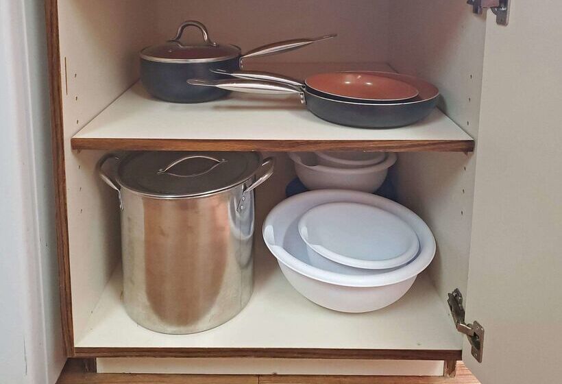 فندق على الطريق Rodeway Inn