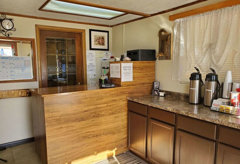 فندق على الطريق Rodeway Inn