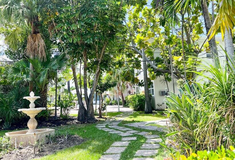 모텔 Winterset A North Beach Village Resort