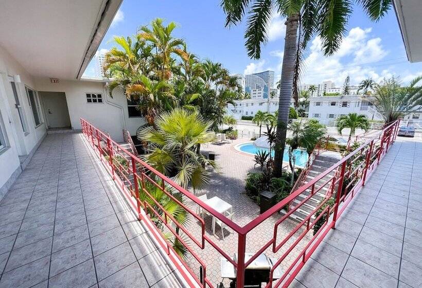 모텔 Winterset A North Beach Village Resort