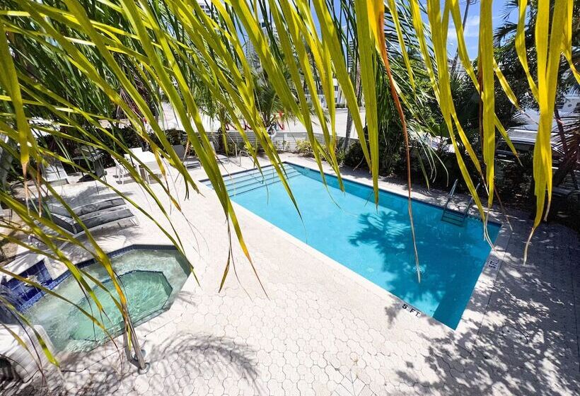 מוטל Winterset A North Beach Village Resort