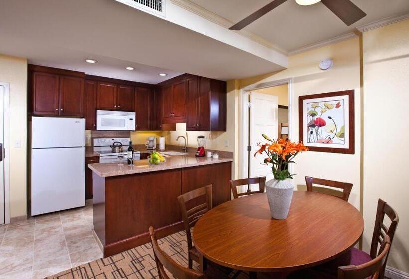 Winners Circle Resort