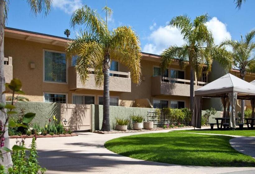 Winners Circle Resort