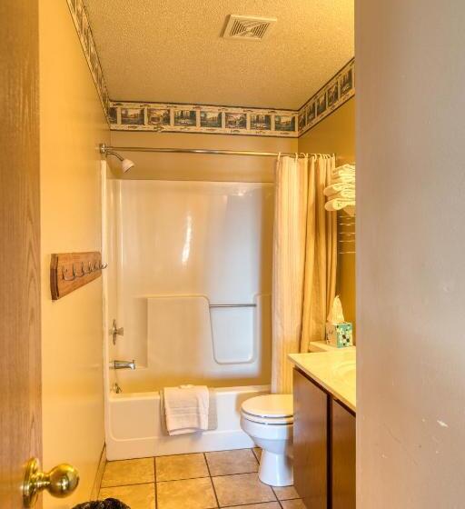 فندق Lewis & Clark Resort