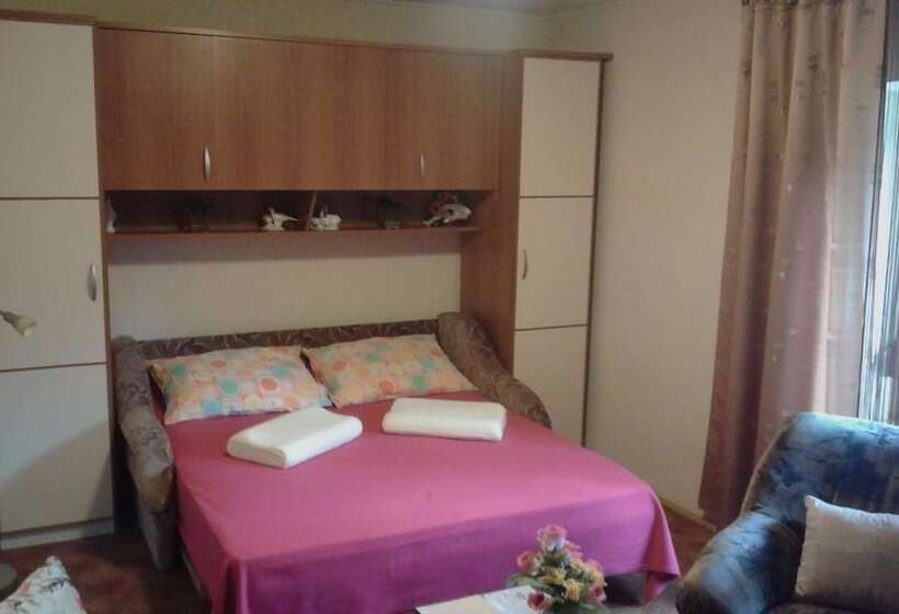 Apartment Marija Selce / One Bedroom A1