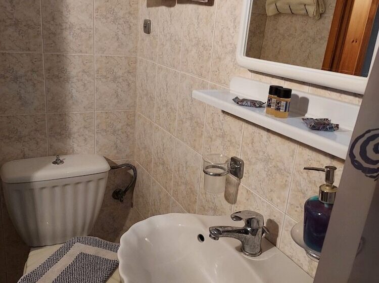 New Panorama Studios Electric Car φορτισησ στατιον