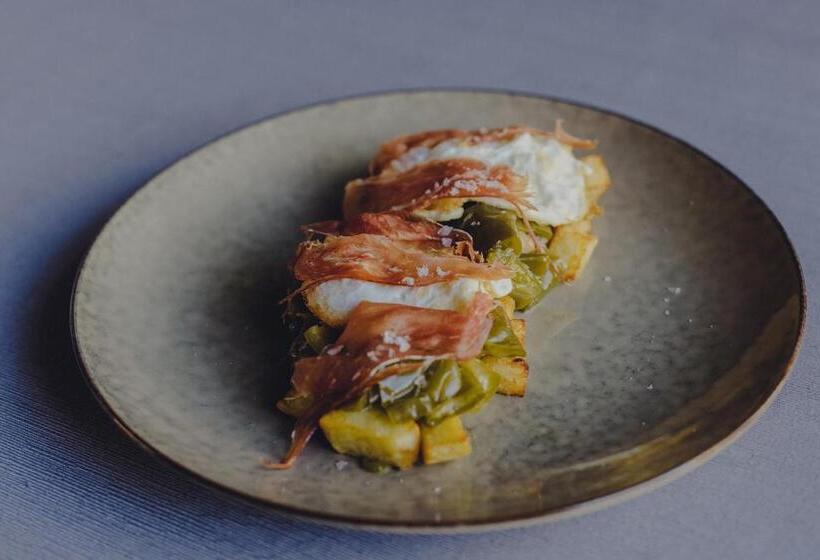 Amalurra Ecohotel & Retreat Center