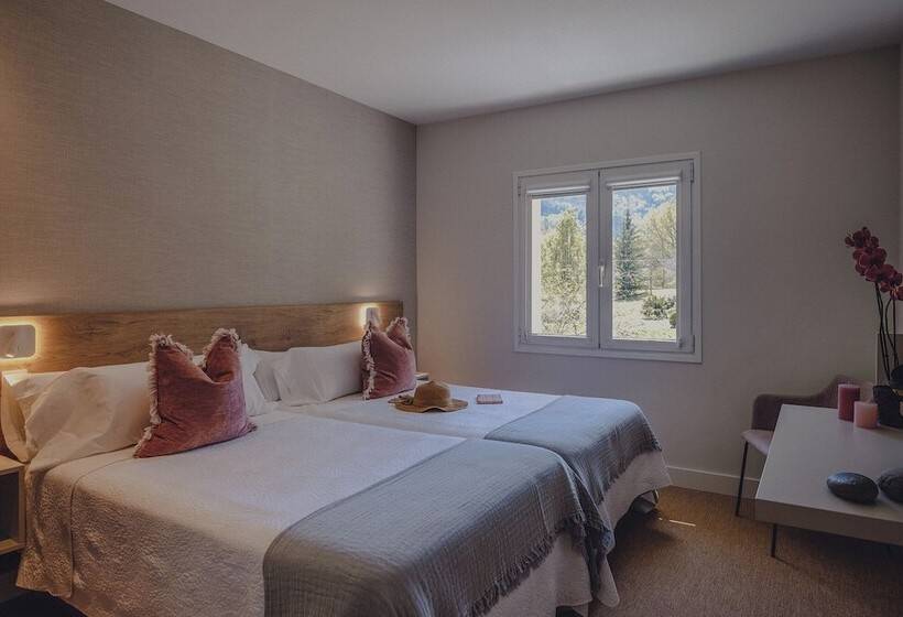 Amalurra Ecohotel & Retreat Center