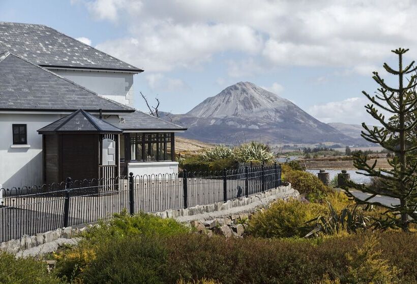An Chúirt Hotel, Gweedore, Donegal