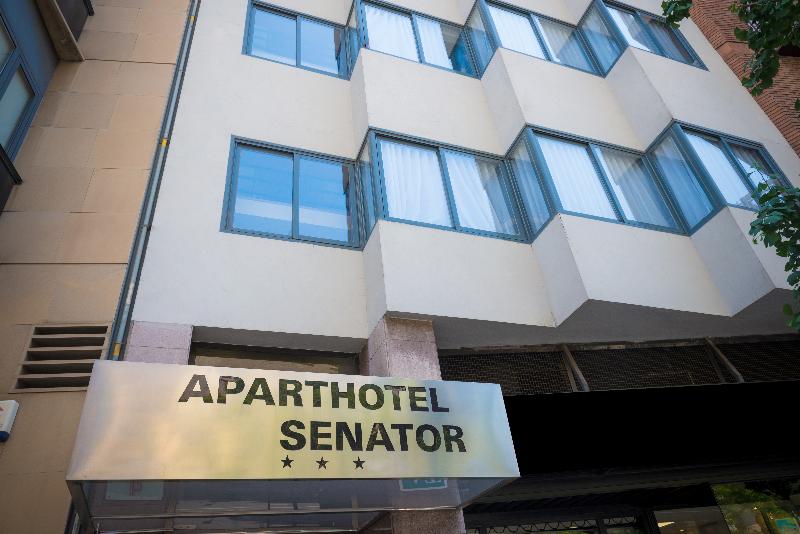 Senator Barcelona Apartments