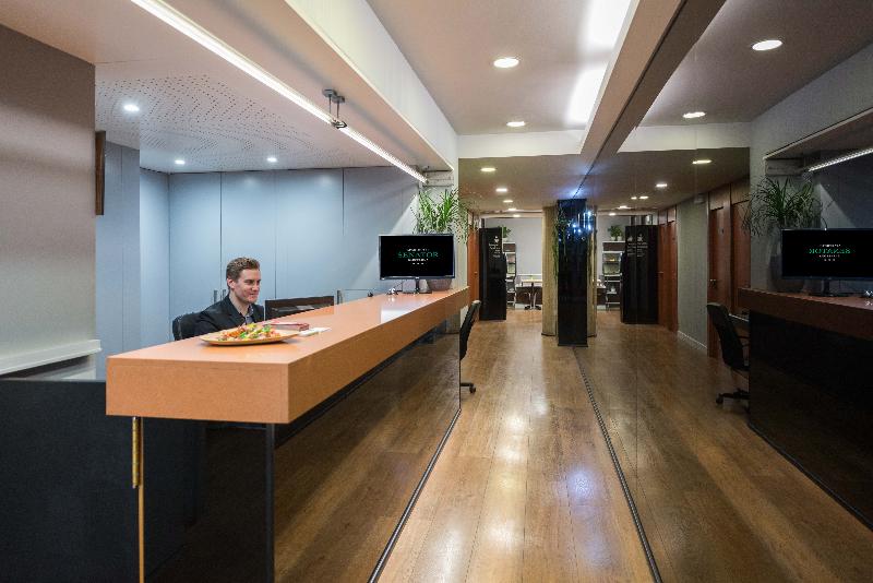 Senator Barcelona Apartments