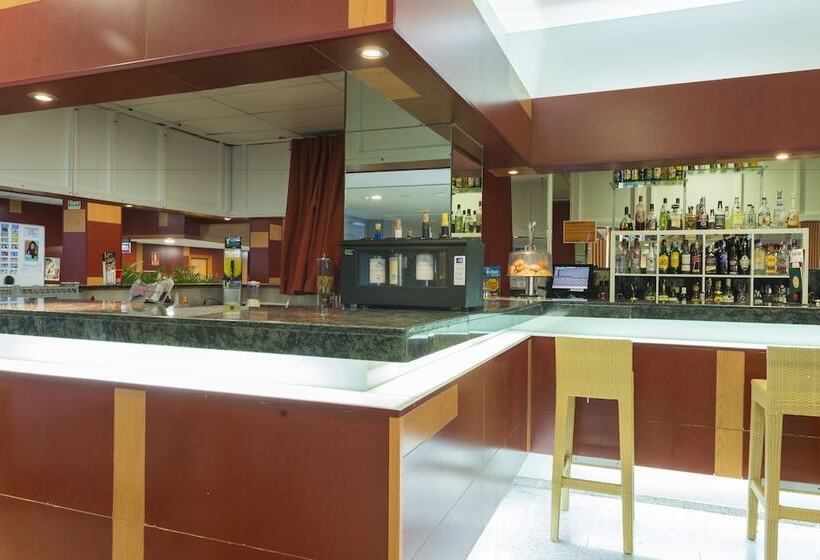 Apartamentos Mar y Golf