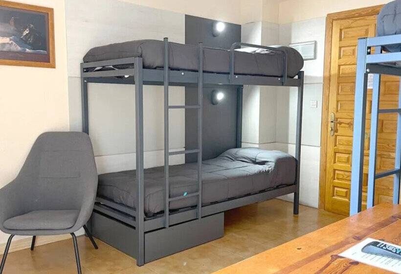 Apartamentos Midi 3000