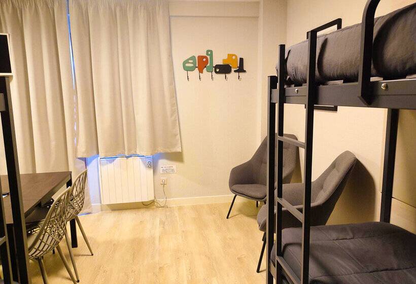 Apartamentos Midi 3000