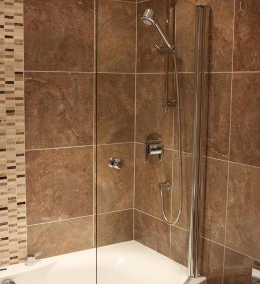 Applegarth Villa Hotel & Restaurant