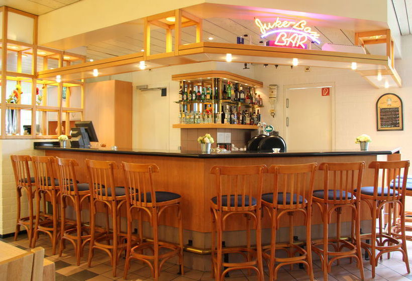 בית מלון כפרי Bastion  Düsseldorf Neuss