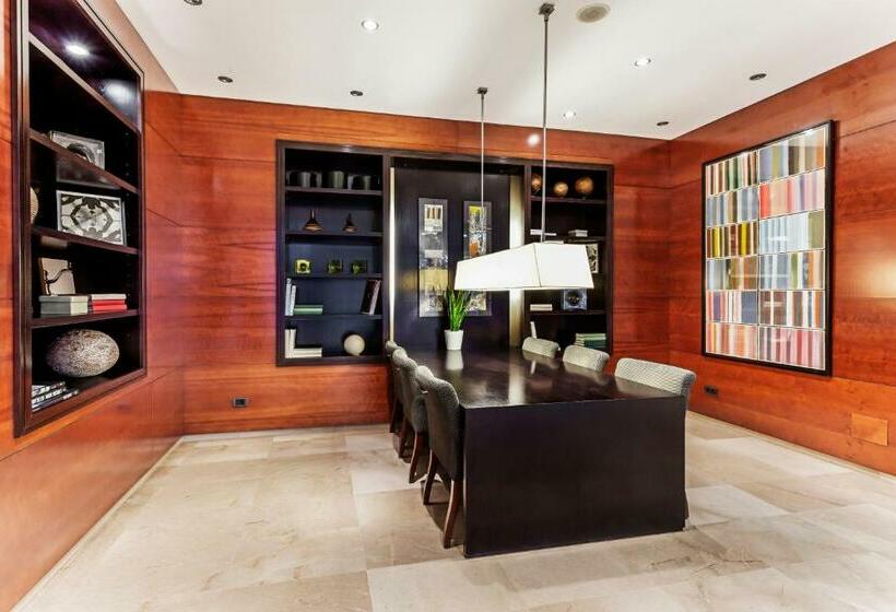 B&b Hotel Zaragoza Los Enlaces Estación