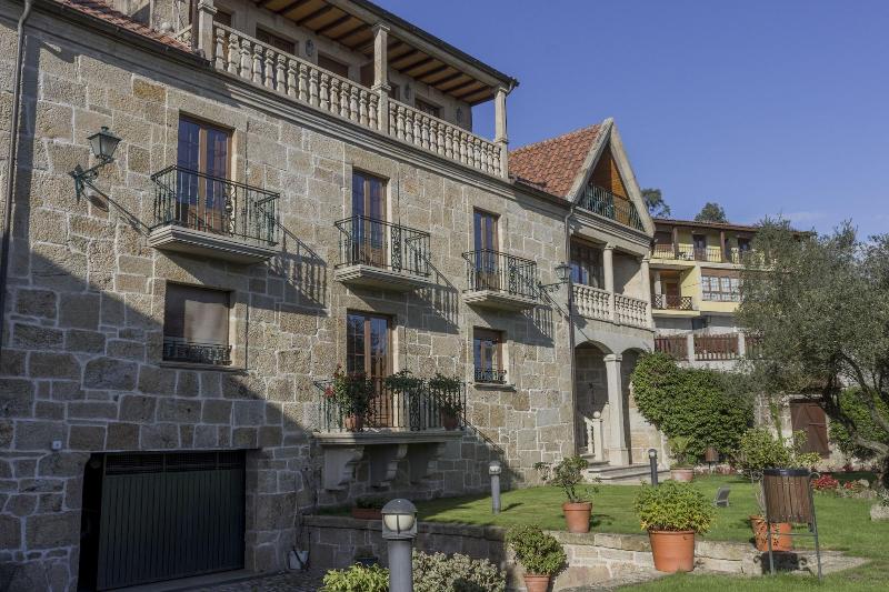 Casa Antiga Do Monte