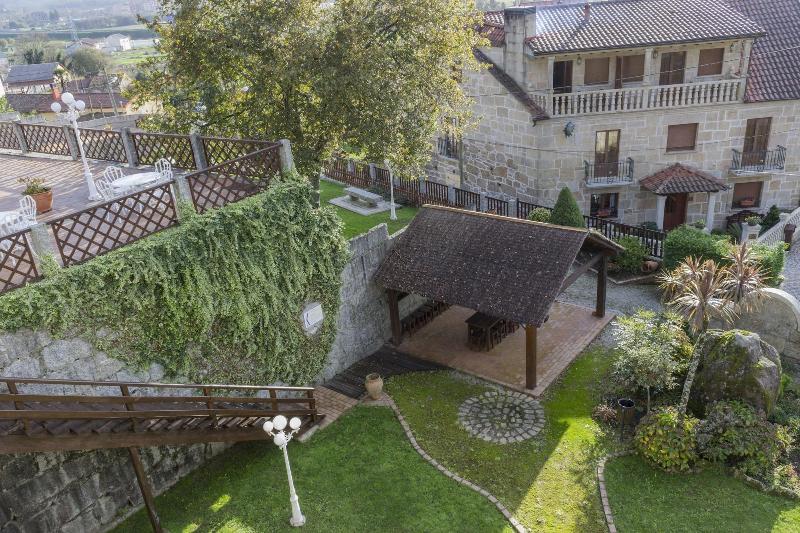 Casa Antiga Do Monte