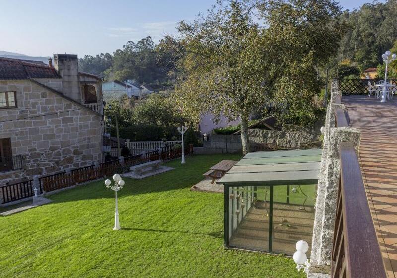 Casa Antiga Do Monte