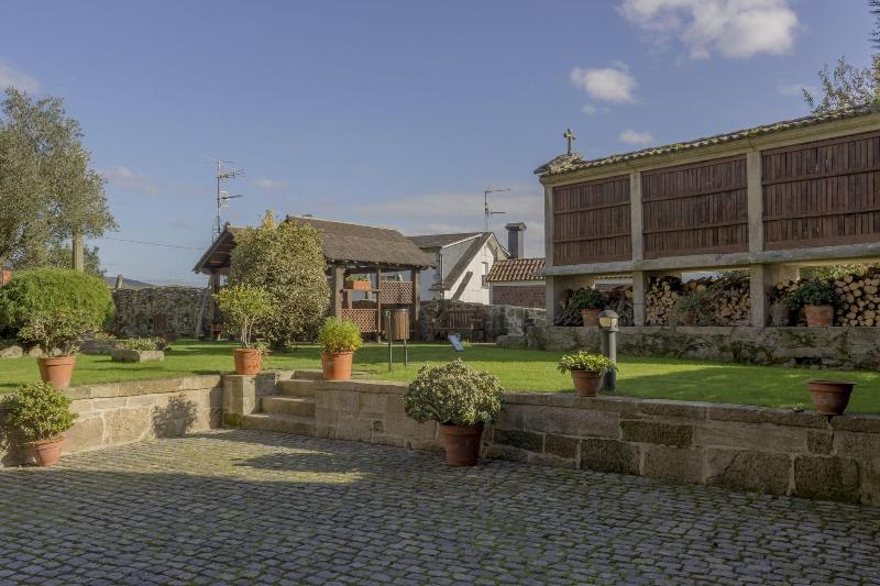 Casa Antiga Do Monte