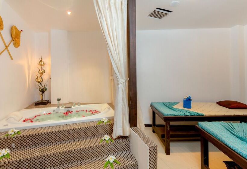 Club Bamboo Boutique Patong Beach Resort