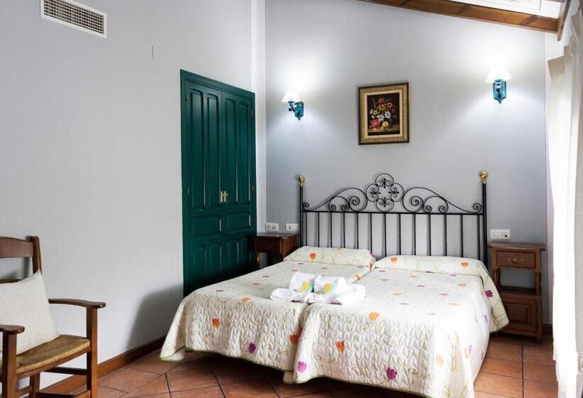 Hospedium Hotel Rural Soterraña