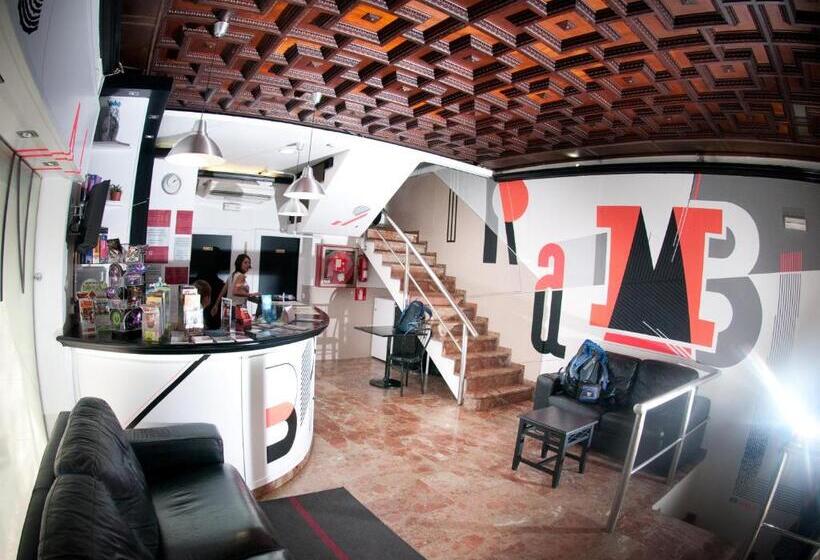 مسافرخانه Be Ramblas Guest House