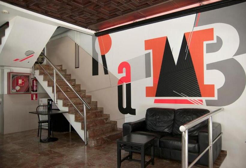 مسافرخانه Be Ramblas Guest House