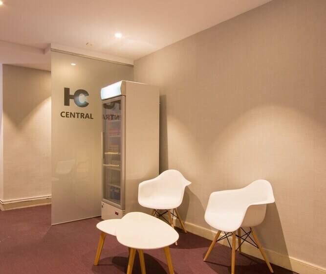 مسافرخانه Central Bilbao