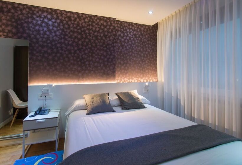 مسافرخانه Central Bilbao