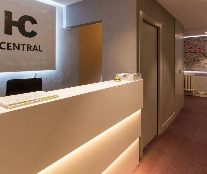 مسافرخانه Central Bilbao