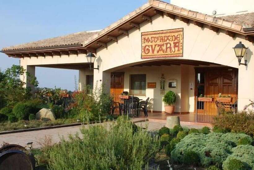 פונדק Hostería De Guara