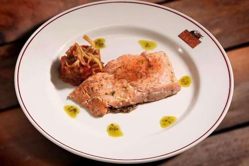 פונדק Hostería De Guara